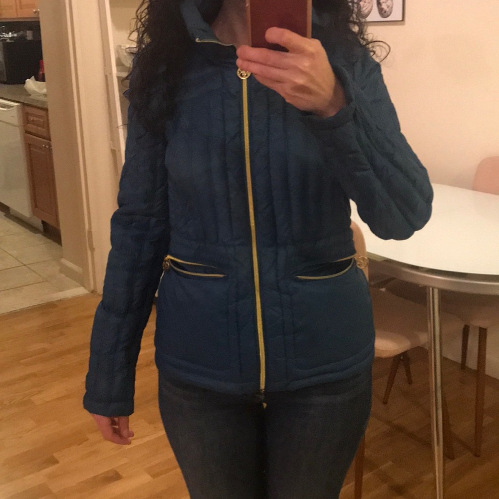 Packable down jacket